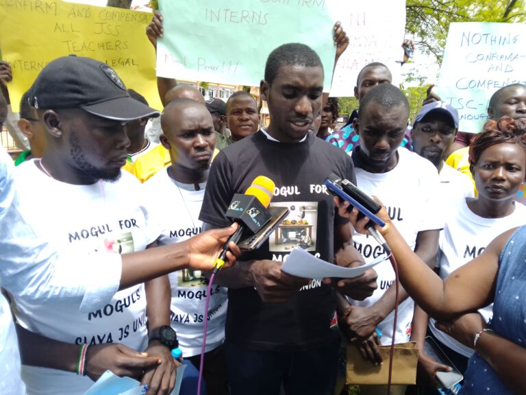 Parents stay home with your children, JSS teachers tell Siaya parents.