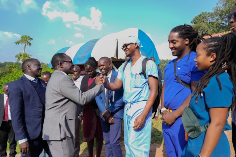 US doctors, Mairura Foundation, and Government partner to offer free specialized surgery in Kisii